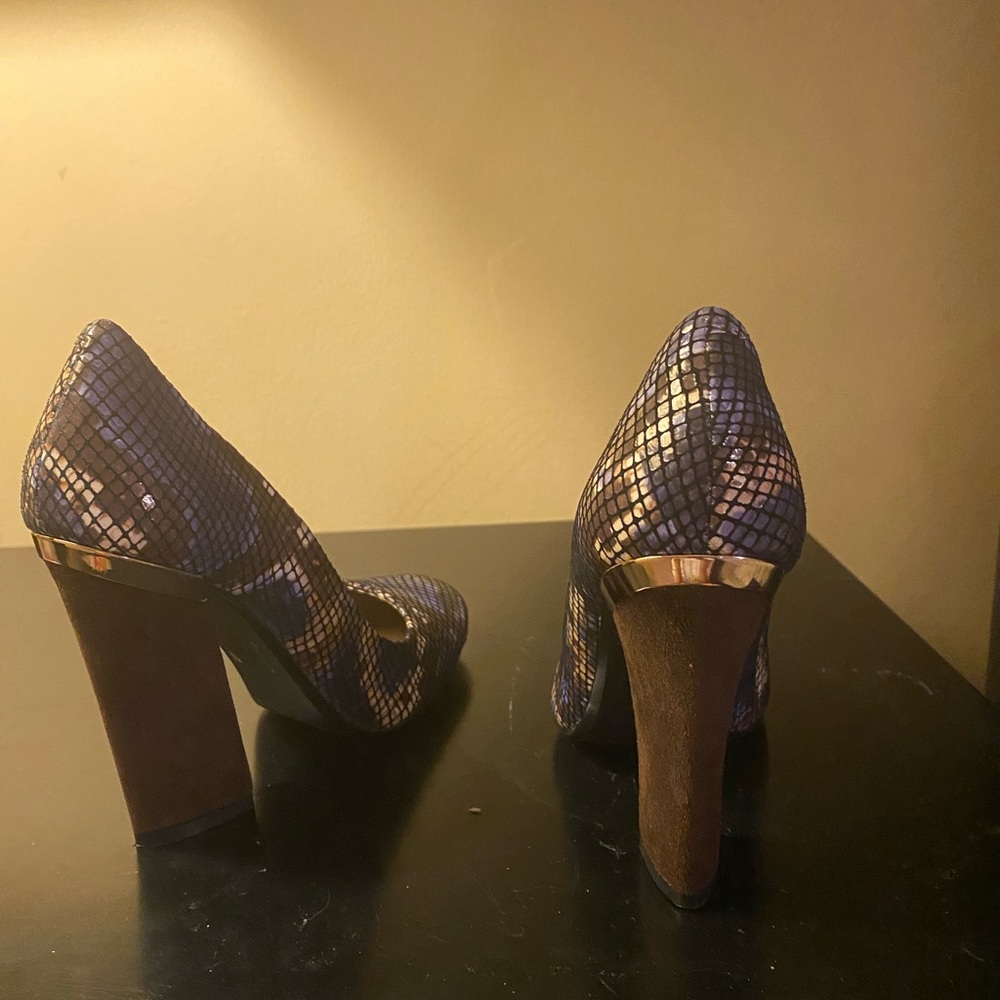 J.Renee patterned heels - Picture 4 of 6